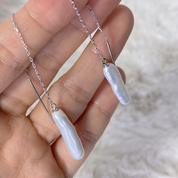 Freshwater Pearl Chic Threader Earrings - Picture 2 of 6